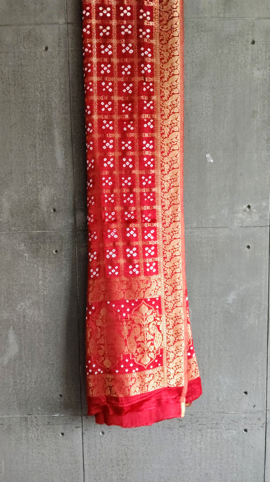 Blood red bandhej Dupatta - Tiasha